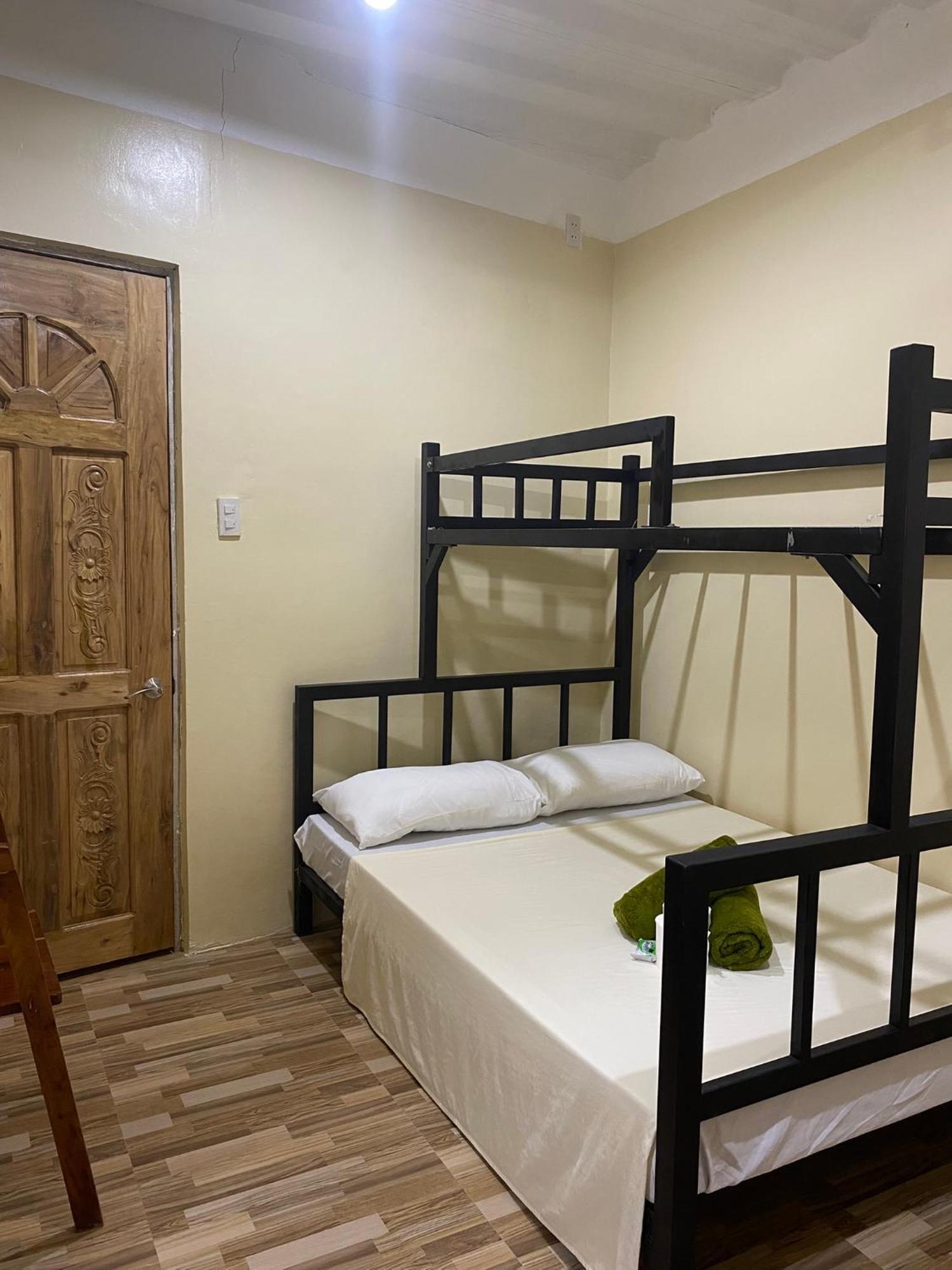 Laguno Hostel And Guest House Моалбоал Екстериор снимка